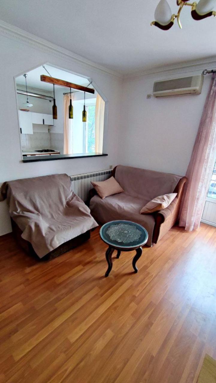 Apartments On Sayat-Nova 14 Erévan Extérieur photo
